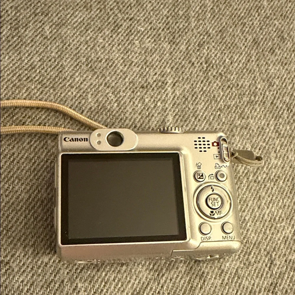 Canon PowerShot A570 Digital Camera